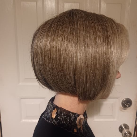 Corey by Noriko in Sandy Silver - Picture 4 of 5